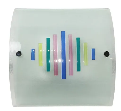 Stropní svítidlo s vývodem