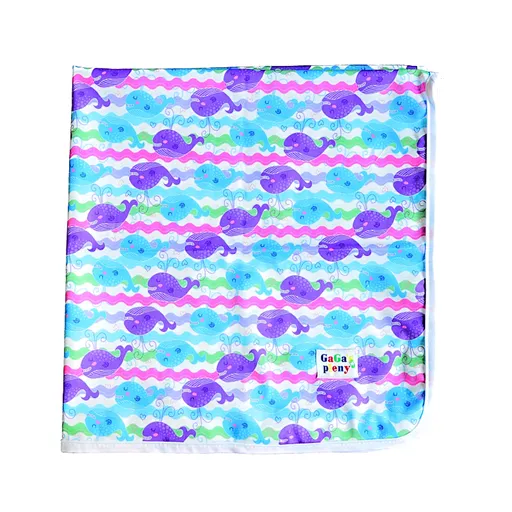 GaGa's pleny Přebalovací podložka Barevné velryby