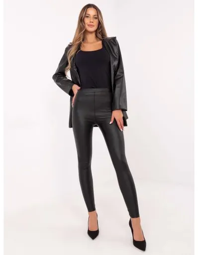 Černé zateplené legíny ve stejné barvě