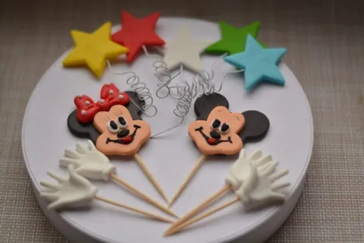 Cukrové 2D (dvourozměrné) zápichy Mickey