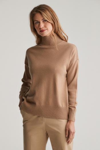 SVETR GANT SUPERFINE LAMBSWOOL STAND COLLAR CARAMEL BEIGE