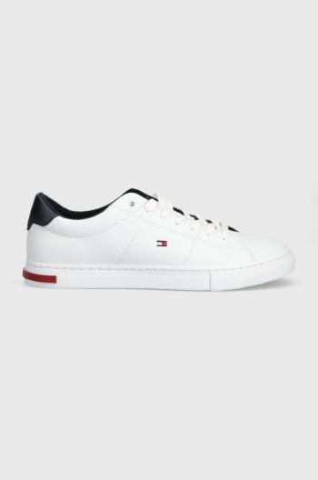 Kožené sneakers boty Tommy Hilfiger ESSENTIAL LEATHER DETAIL VULC bílá barva, FM0FM04047