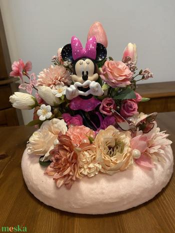 Disney Minnie asztal disz