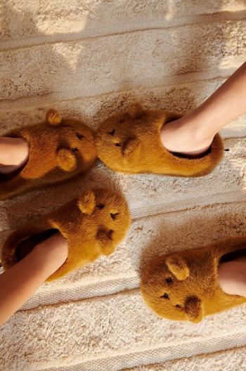 Dětské papuče Liewood Aviaja Bear Slippers hnědá barva, LW19587