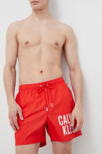 Plavkové šortky Calvin Klein červená barva