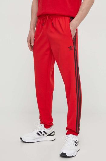 Tepláky adidas Originals červená barva, s aplikací, IS2808