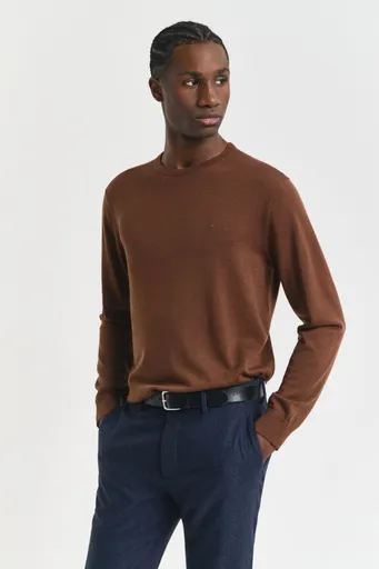 SVETR GANT EXTRAFINE MERINO WOOL C-NECK MAHOGANY BROWN