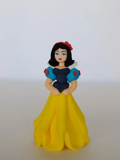 Princezna Sněhurka – cukrová dekorace na dort -