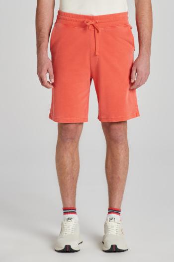 TEPLÁKOVÉ ŠORTKY GANT SUNFADED SHORTS BURNT ORANGE