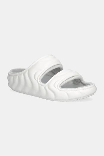 Pantofle Crocs Classic Cozzy Overpuff Sandal bílá barva, 210074