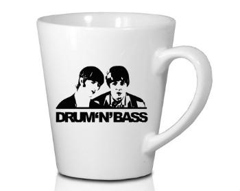 Hrnek Latte 325ml Drum n bass