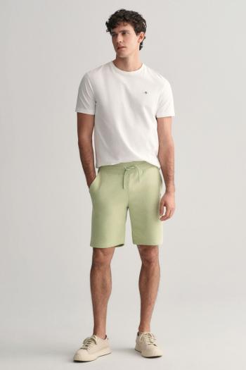 TEPLÁKOVÉ ŠORTKY GANT REG SHIELD SWEAT SHORTS MILKY MATCHA