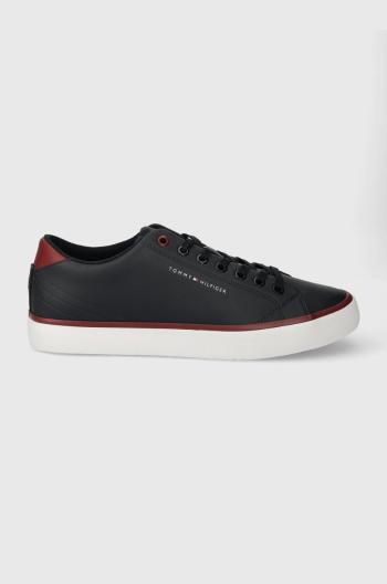 Kožené tenisky Tommy Hilfiger TH HI VULC CORE LOW LEATHER ESS pánské, tmavomodrá barva, FM0FM05041