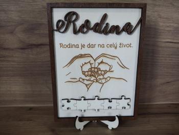 Dřevěná dekorace - RODINA puzzle s gravírováním, 5 puzzle