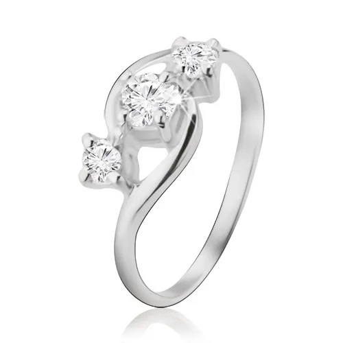 Stříbrný prsten 925, tři diagonálně uložené zirkony, zaoblená ramena - Velikost: 54