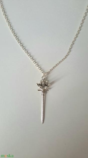 Fantasy könyves nyaklánc