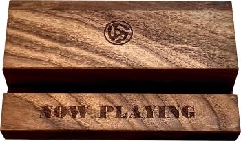 Music Box Designs Walnut Groove Record Display Stolní stojan na LP desky Walnut