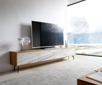 TV stolek Kleo 220 cm přírodní akácie 4 dvířka šikmá podnož