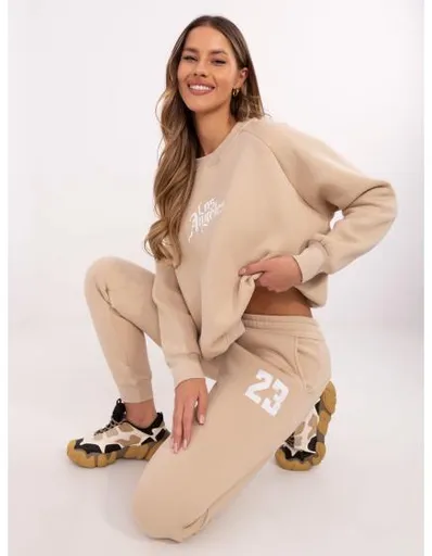 Béžová tepláková souprava s mikinou bez kapuce