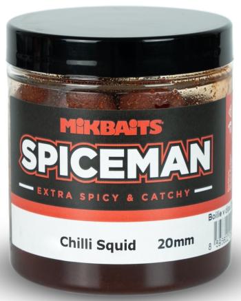 Mikbaits boilie v dipu spiceman chilli squid 250 ml - 20 mm