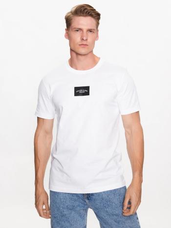 Calvin Klein pánské bílé tričko - XL (YAF)