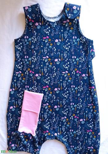 92-98-104-es nyári pamut  tipegő hálózsák sötétkék virágos