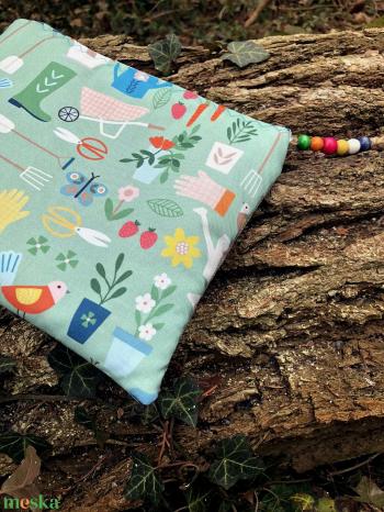 g a r d e n i n g. Sminkcucc-tartó/pipere