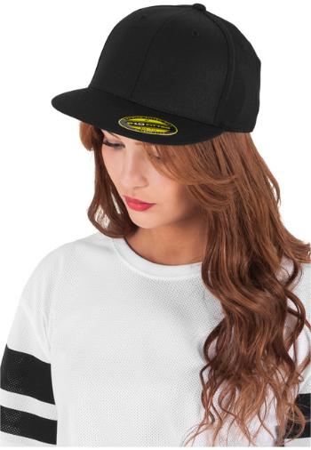 Urban Classics Premium 210 Fitted black - S/M