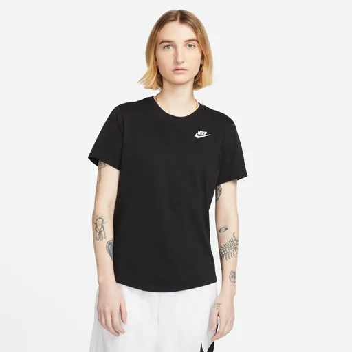 Nike Sportswear Club Essentials Womens T-Shirt XS
