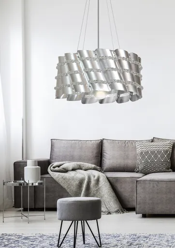 Závěsná lampa s kovovým stínidlem a korálky 60W Smile