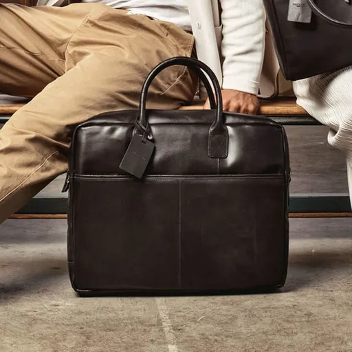 Pánská kožená taška na notebook Burkely Max - černá