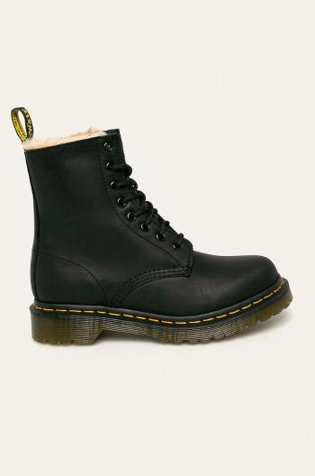 Kožené farmářky Dr. Martens 21797001-Black