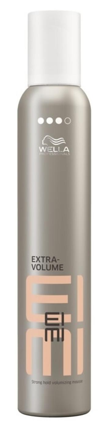 Wella Professionals Tužící pěna pro objem vlasů se silnou fixací EIMI Extra Volume 500 ml