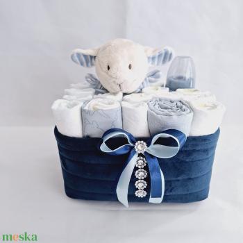 Bárányka pelenkatorony, pelenkatorta babaváró csomag 2-5kg, kelengye