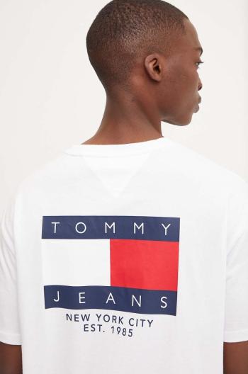 Bavlněné tričko Tommy Jeans bílá barva, s potiskem, DM0DM19695