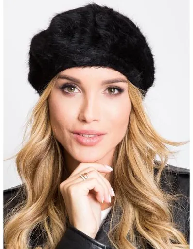 Dámská čepice černá