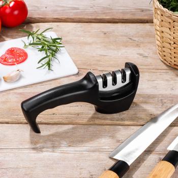 Haushalt international Brousek na nože, třístupňový