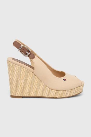 Sandály Tommy Hilfiger ICONIC ELENA SLING BACK WEDGE dámské, béžová barva, na klínku, FW0FW04789