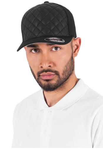 Urban Classics Diamond Quilted Flexfit black - Youth