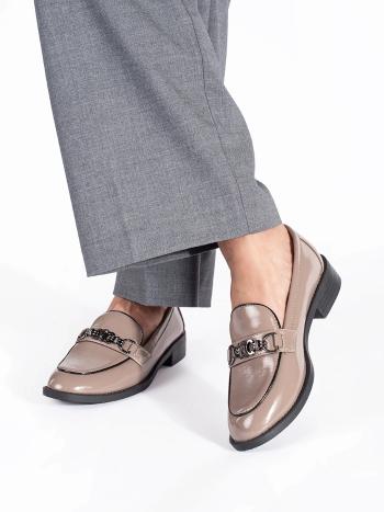 Pohodlné dámske mokasíny béžovej farby na širokom podpätku