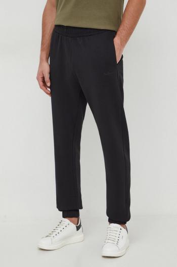 Bavlněné tepláky Pepe Jeans JOE JOGGER černá barva, PM211645