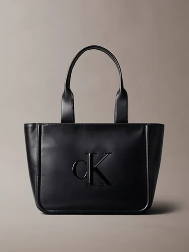Calvin Klein dámská černá kabelka LV04F3218GUB1 OS