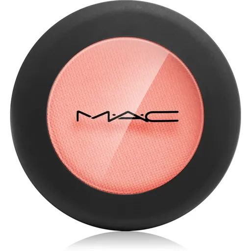MAC Cosmetics Powder Kiss Soft Matte Eye Shadow oční stíny odstín Strike a Pose 1.5 g