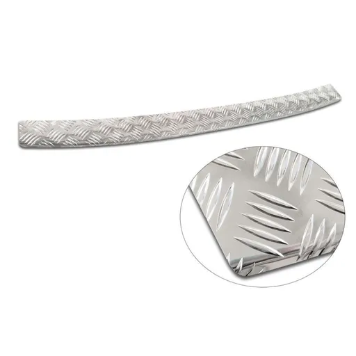 Ochranná lišta hrany kufru VW T7 Multivan 2021- (rýhovaný hliník, matná)