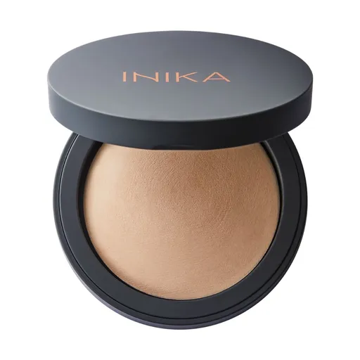 Inika Organic Přírodní zapečený minerální pudrový make-up Strength 8 g