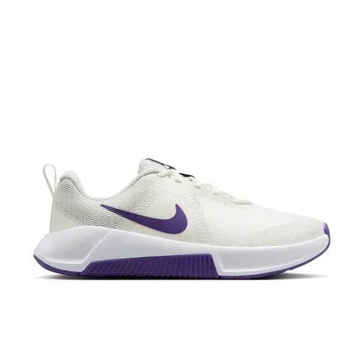 Nike MC Trainer 3 Womens Workout Shoes 37,5