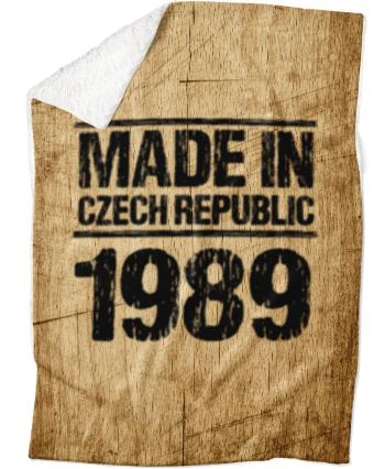 Deka Made In (rok: 1989, Podšití beránkem: ANO)