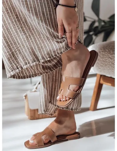 Dámské pantofle s výřezy KLASSINO khaki