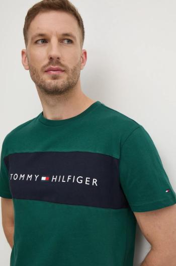 Bavlněné tričko Tommy Hilfiger zelená barva, UM0UM03418