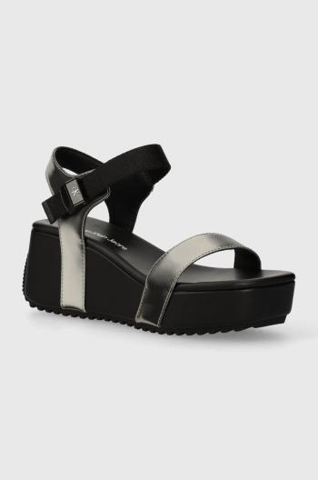 Sandály Calvin Klein Jeans WEDGE BLOCK SANDAL METALLIC DC černá barva, YW0YW01366